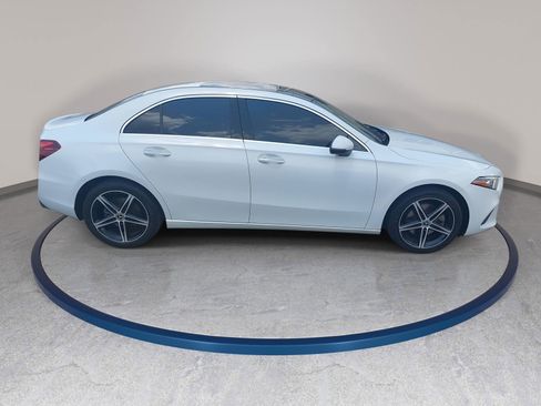 Used 2019 Mercedes-Benz A 220 image 4