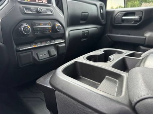 Used 2022 Chevrolet Silverado 1500 Custom w/ Safety Confidence Package AWD/4WD image 13