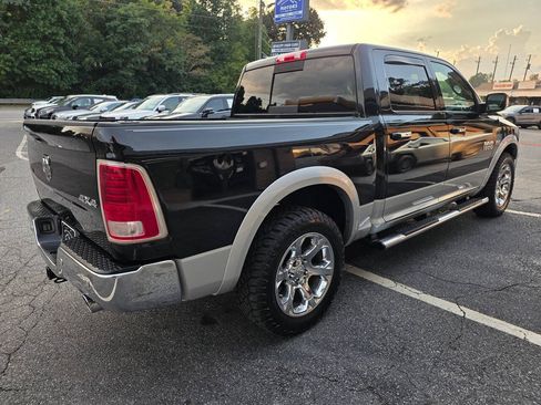 Used 2017 RAM 1500 Laramie w/ Convenience Group AWD/4WD image 6