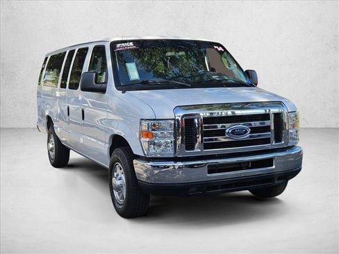 Used 2014 Ford E-350 and Econoline 350 XLT RWD image 3