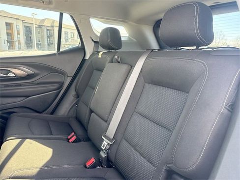 Used 2023 GMC Terrain SLE w/ Elevation Edition image 29