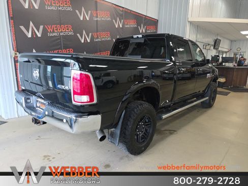 Used 2018 RAM 2500 Laramie AWD/4WD image 4