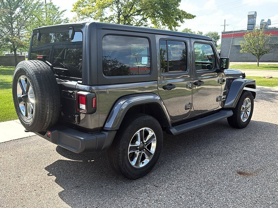 Used 2020 Jeep Wrangler Unlimited Sahara AWD/4WD image 7