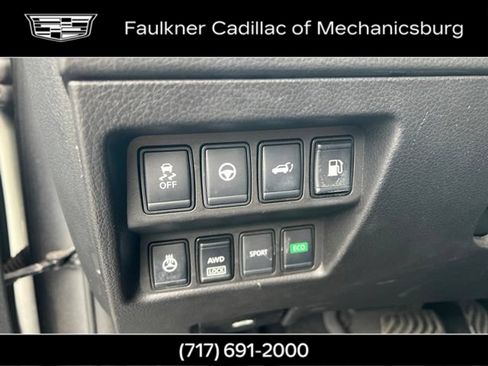 Used 2020 Nissan Rogue SV w/ Sun & Sound Touring Package AWD/4WD image 27