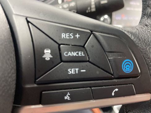 Used 2019 Nissan Rogue SL w/ Premium Package AWD/4WD image 24