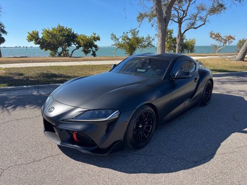 Used 2024 Toyota Supra Premium RWD image 4