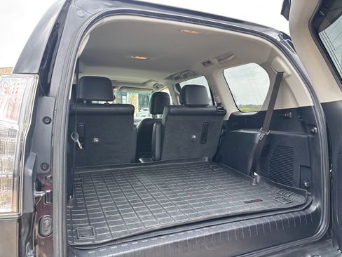 Used 2017 Lexus GX 460 Premium image 29