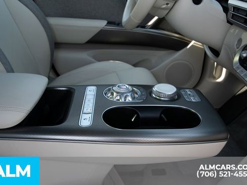 Used 2024 Genesis GV60 RWD image 35