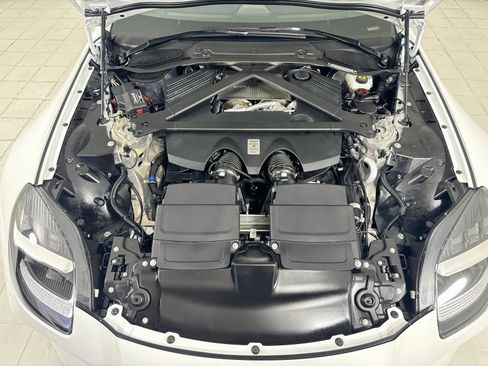 Used 2026 Aston Martin V8 Vantage S RWD image 23