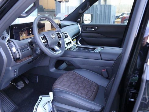 New 2025 Nissan Armada Platinum Reserve image 15