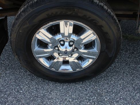 Used 2012 Ford F150 XLT w/ XTR Pkg image 53