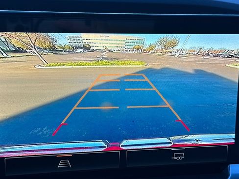 Used 2025 GMC Sierra 1500 Elevation w/ X31 Off-Road Package image 27