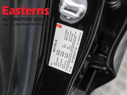 Used 2018 Tesla Model 3 Long Range image 33