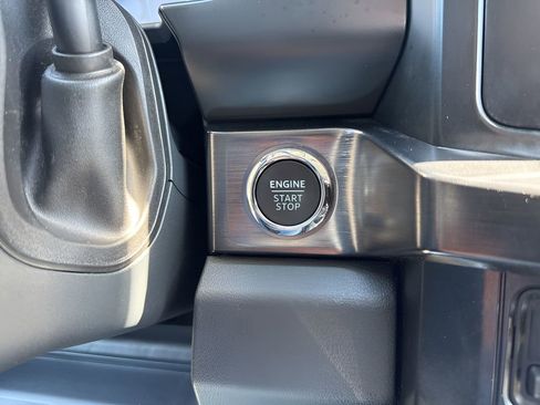 Used 2026 Ford F250 Lariat w/ Black Appearance Package AWD/4WD image 22