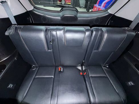 Used 2017 Toyota Highlander Limited AWD/4WD image 37