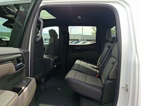 Used 2024 Chevrolet Silverado 1500 ZR2 w/ Technology Package AWD/4WD image 10