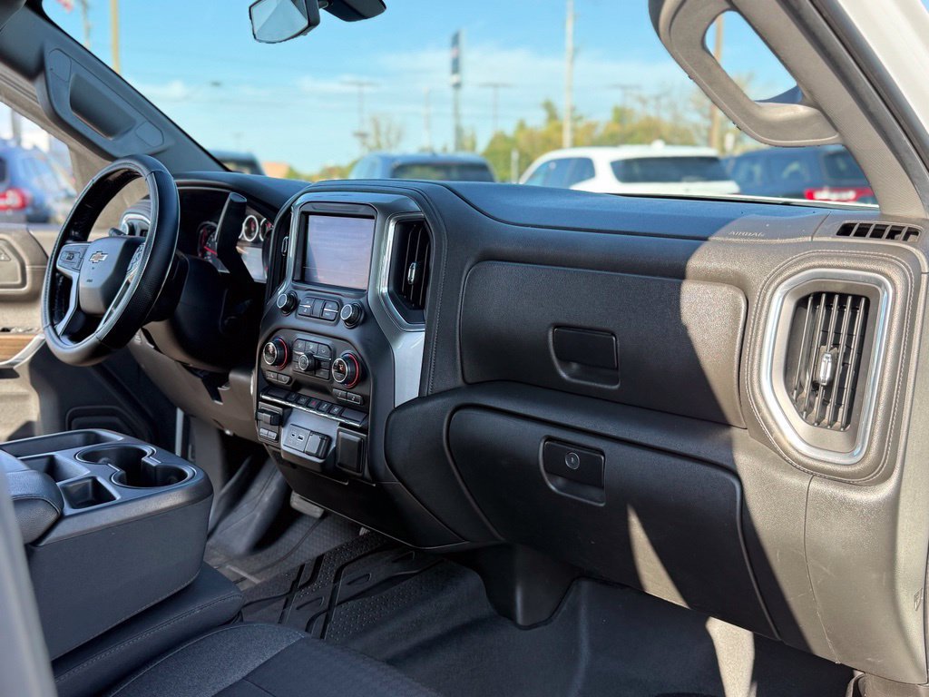 Used 2019 Chevrolet Silverado 1500 LT w/ All-Star Edition AWD/4WD image 14