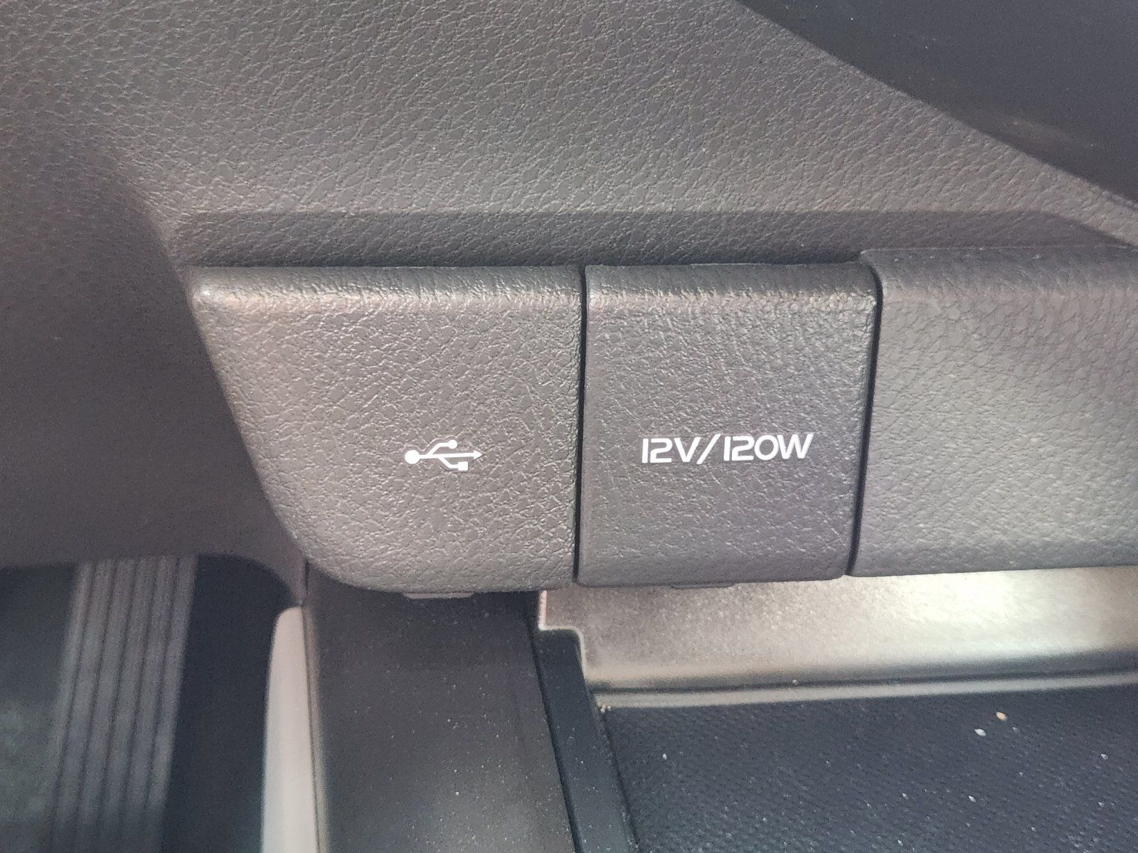 Used 2024 Toyota Camry LE FWD image 22