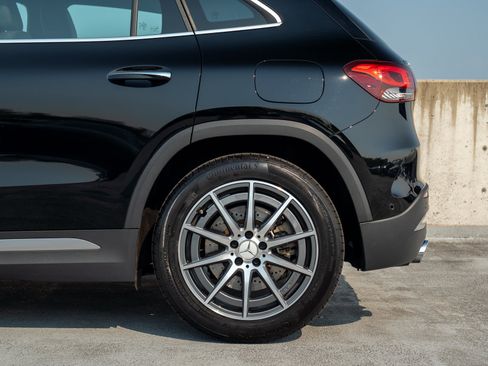 Used 2022 Mercedes-Benz GLA 35 AMG 4MATIC image 13