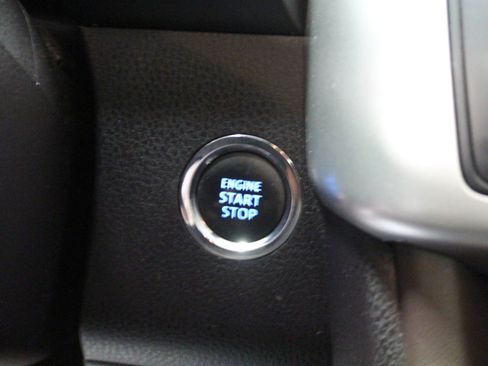 Used 2017 Toyota Highlander Limited Platinum image 14