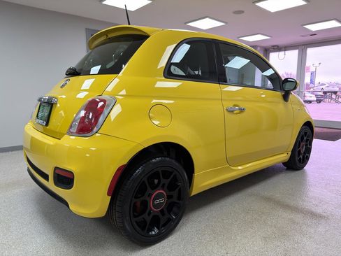 Used 2013 FIAT 500 Sport image 3