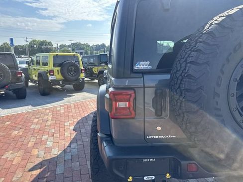 Used 2020 Jeep Wrangler Unlimited Sport S AWD/4WD image 10