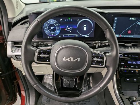 Certified 2024 Kia Carnival SX Prestige FWD image 19