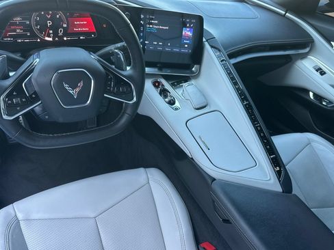 Used 2024 Chevrolet Corvette Stingray Preferred Conv w/ 2LT RWD image 15