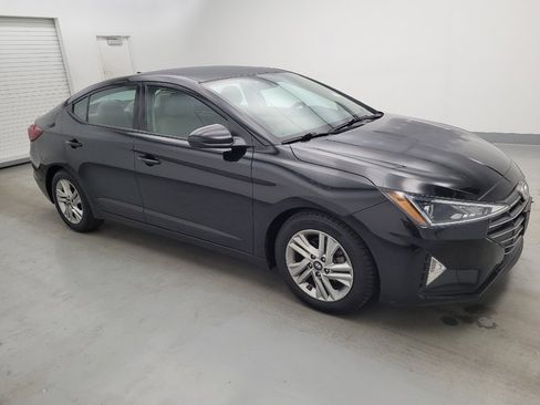 Used 2020 Hyundai Elantra SEL w/ Cargo Package (C1) FWD image 11