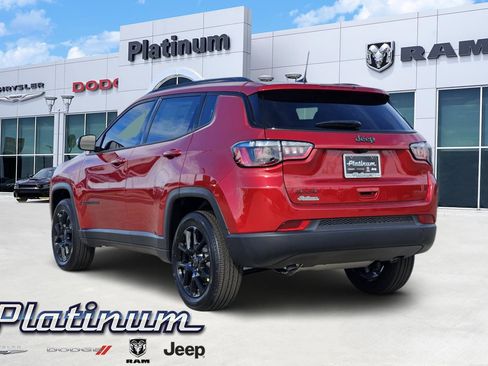 New 2026 Jeep Compass Latitude image 4