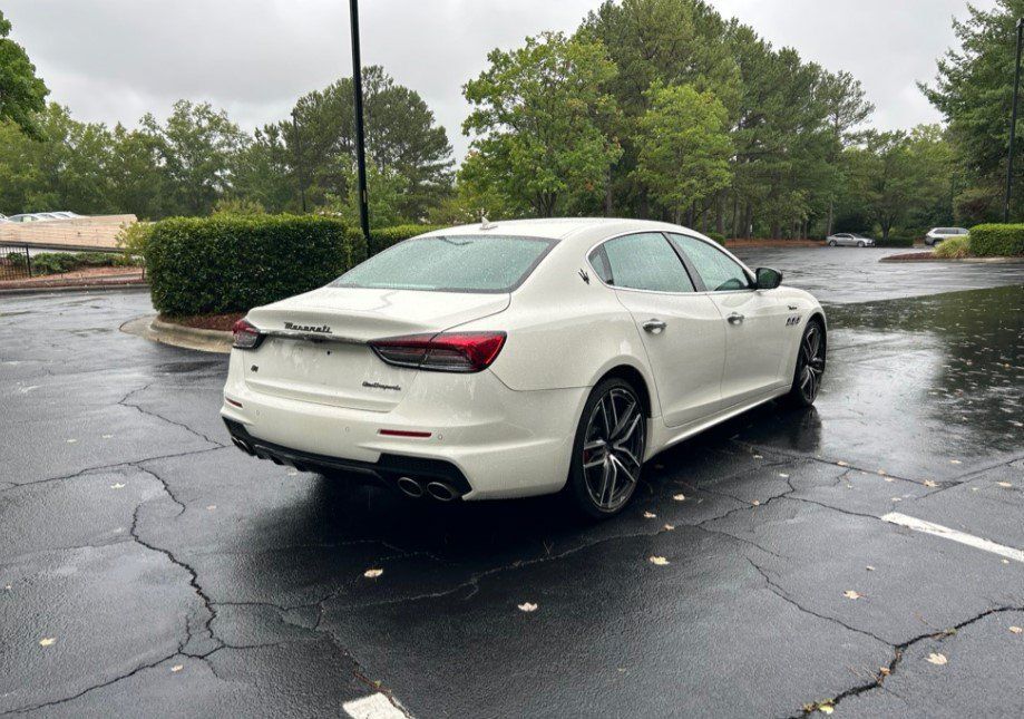 Used 2024 Maserati Quattroporte Modena Ultima Q4 AWD/4WD image 4