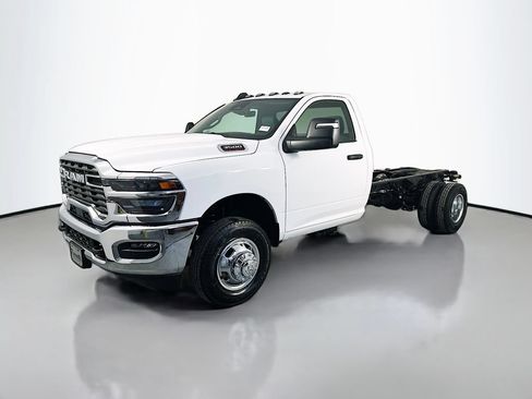 New 2026 RAM 3500 Tradesman w/ Chrome Appearance Group A RWD image 3