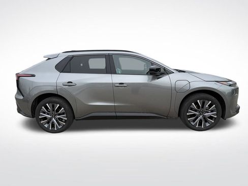 New 2026 Subaru Solterra image 9