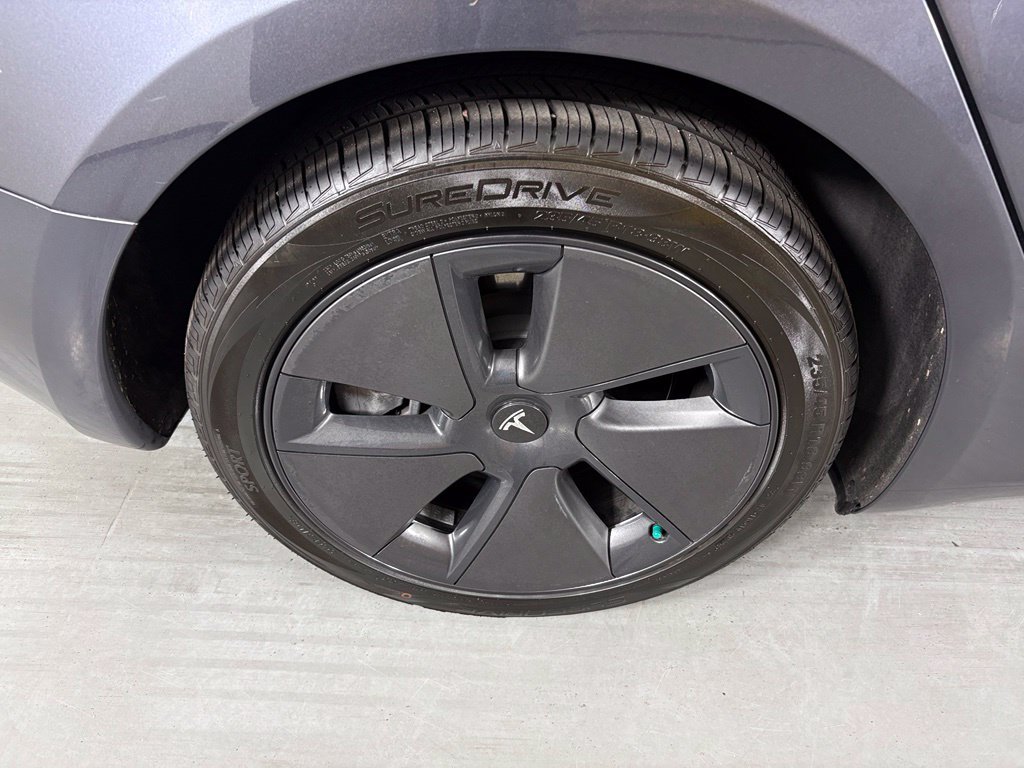 Used 2023 Tesla Model 3 Standard Range RWD image 11
