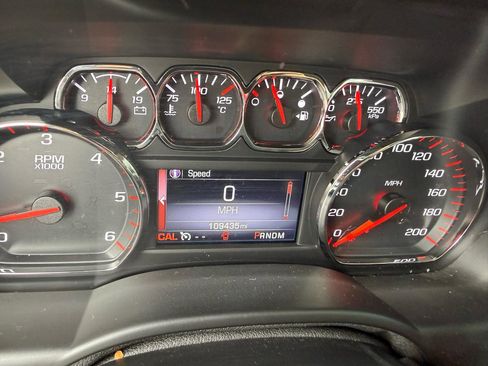 Used 2016 GMC Yukon XL SLT w/ HD Trailering Package AWD/4WD image 12