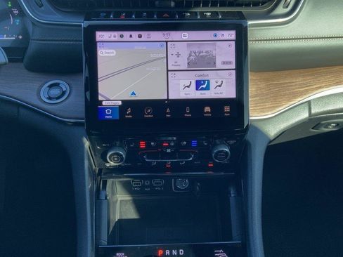 Used 2022 Jeep Grand Cherokee Summit w/ Advanced Protech Group IV image 38