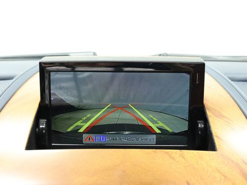 Used 2014 Aston Martin V8 Vantage Roadster image 28