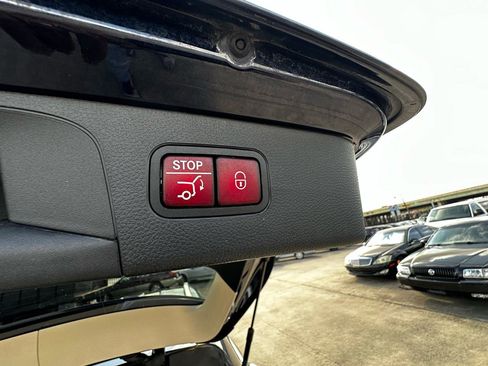 Used 2019 Mercedes-Benz GLC 300 image 30
