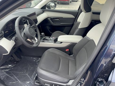 New 2026 MAZDA CX-5 Preferred AWD/4WD image 9