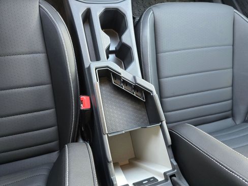 Used 2024 Volkswagen Jetta SE w/ Black Wheel Package FWD image 24