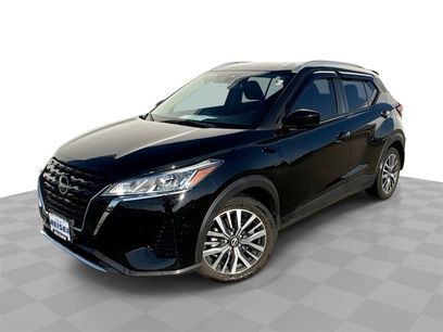 Used 2022 Nissan Kicks SV