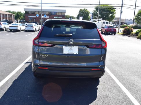 Certified 2024 Honda CR-V EX image 7