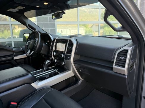 Used 2018 Ford F150 Lariat w/ Equipment Group 502A Luxury AWD/4WD image 49
