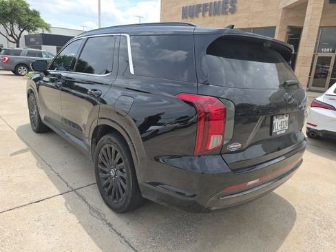 Used 2024 Hyundai Palisade Calligraphy AWD/4WD image 2
