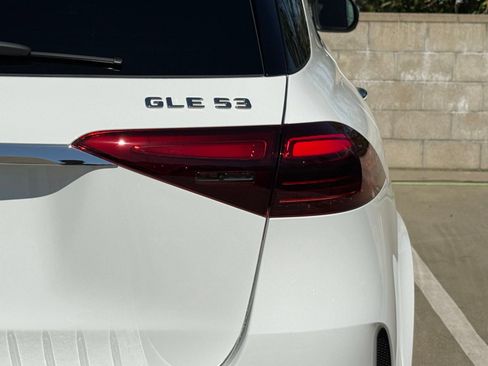 New 2026 Mercedes-Benz GLE 53 AMG 4MATIC image 11