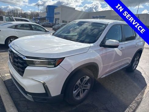 Used 2023 Honda Pilot EX-L image 3