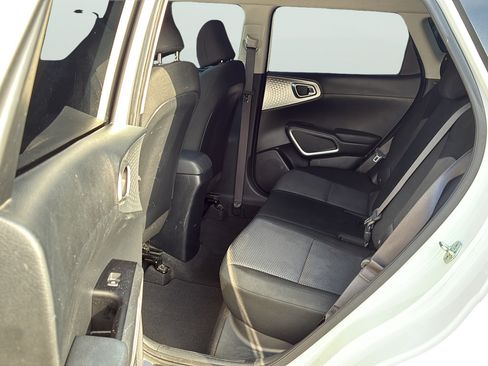 Used 2022 Kia Soul LX w/ Technology Package FWD image 16