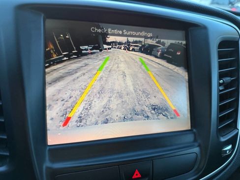 Used 2015 Chrysler 200 Limited w/ Convenience Group image 20