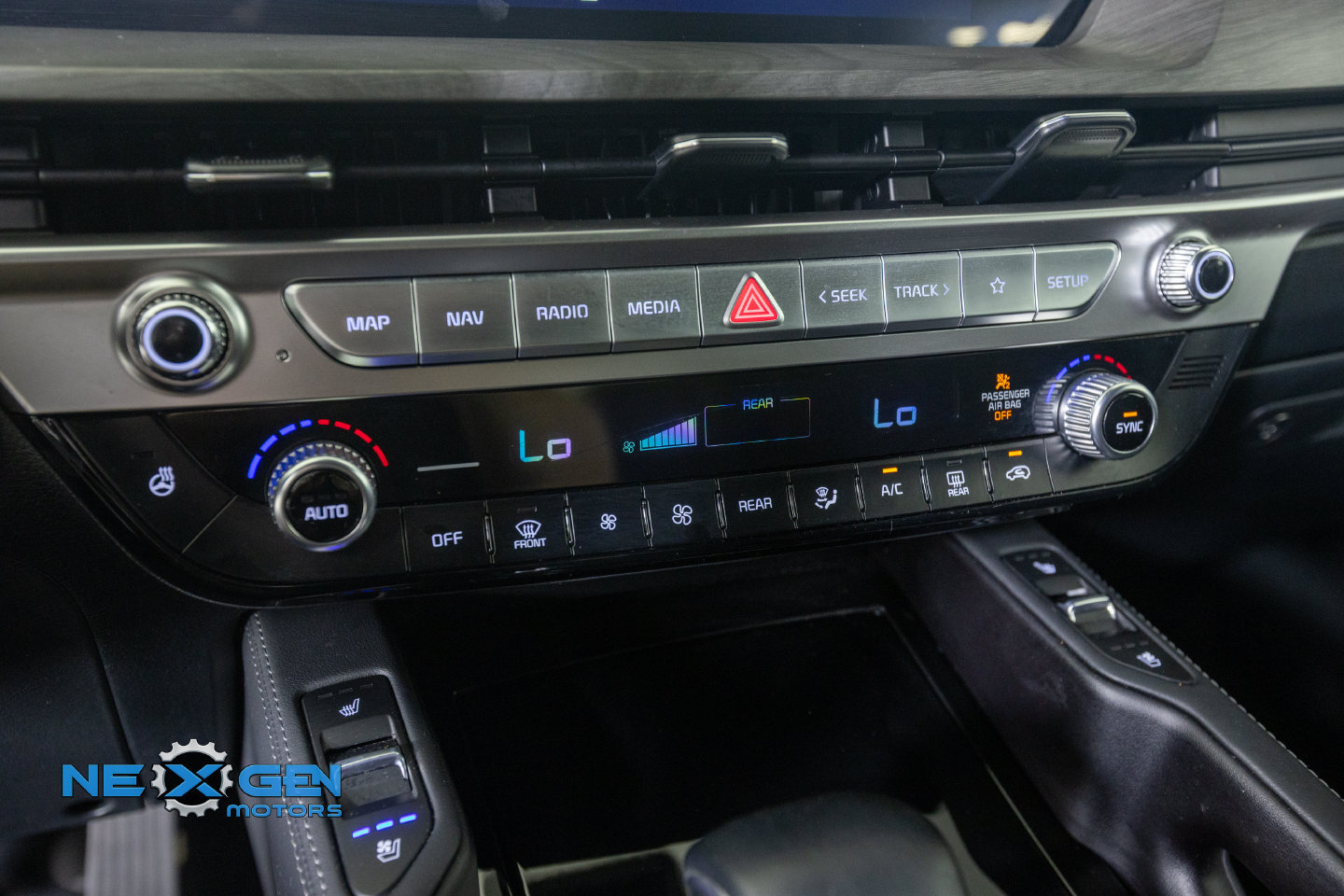 Used 2024 Kia Telluride EX X-Line AWD/4WD image 21