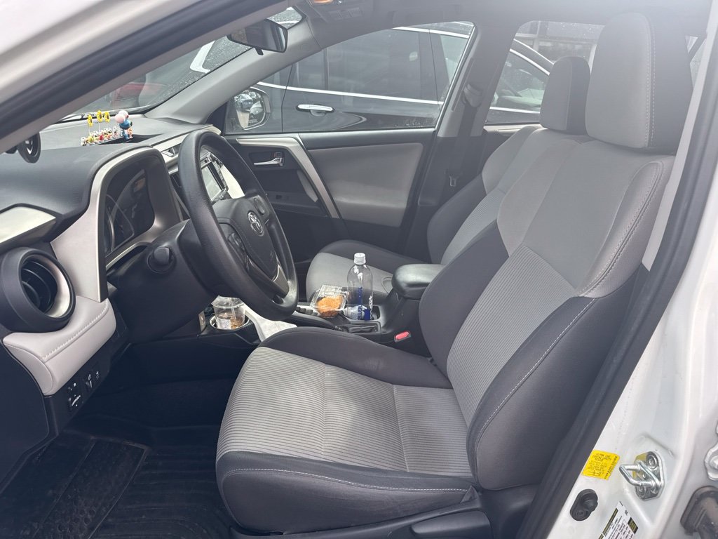 Used 2015 Toyota RAV4 XLE FWD image 26